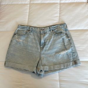 American eagle mom shorts